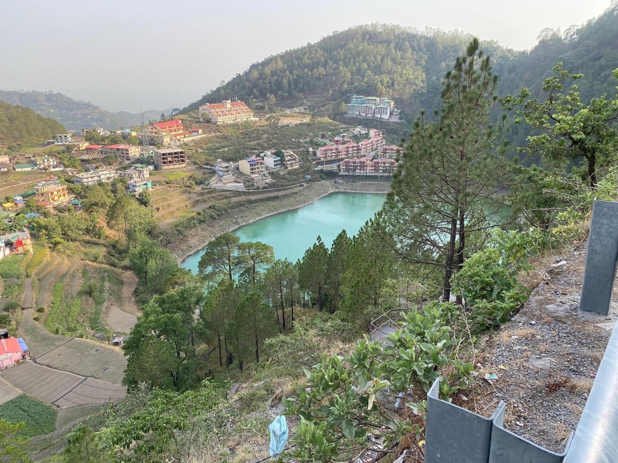 Royal Rosette Lake View Bhimtal ไนนิตาล ภายนอก รูปภาพ